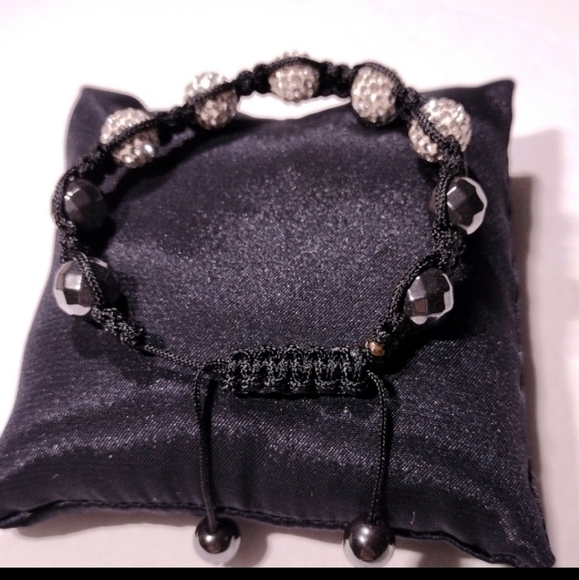 Beaded Adjustable Bracelet NWOT - Picture 2 of 2